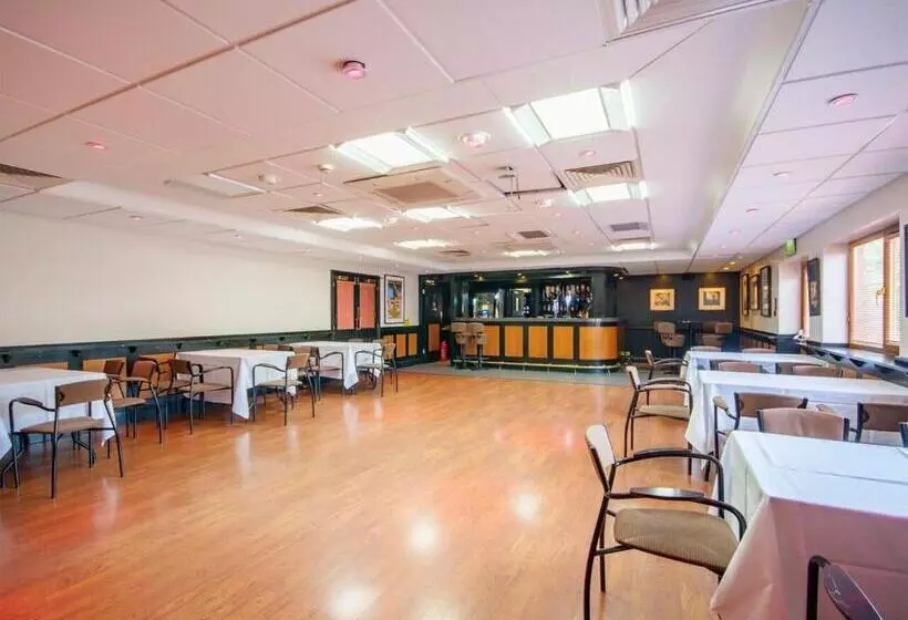 Отель Staindrop Lodge ,sheffield, Trademark Collection By Wyndham