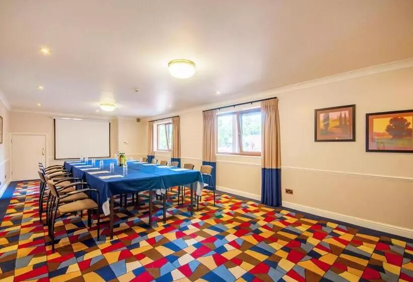 Отель Staindrop Lodge ,sheffield, Trademark Collection By Wyndham