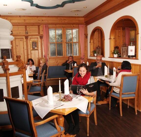 Hotel Transmar Travel