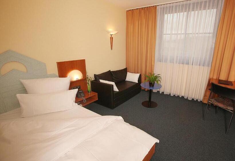 Hotel Transmar Travel