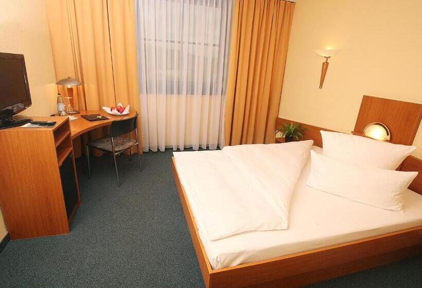 Hotel Transmar Travel