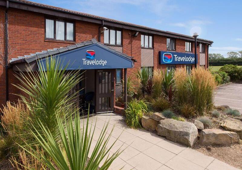 호텔 Travelodge Cambridge Swavesey