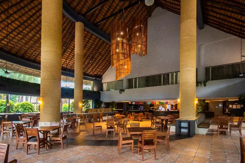 Hotel Reef Yucatán All Inclusive & Convention Center
