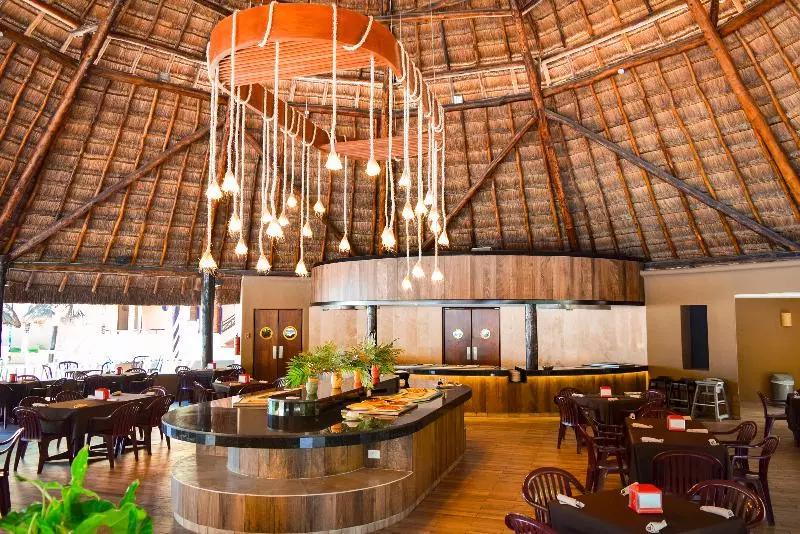 Hotel Reef Yucatán All Inclusive & Convention Center