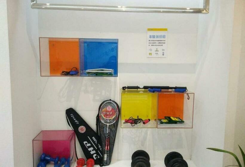 בית מלון כפרי 7days Inn Lu An Wanda Plaza Branch