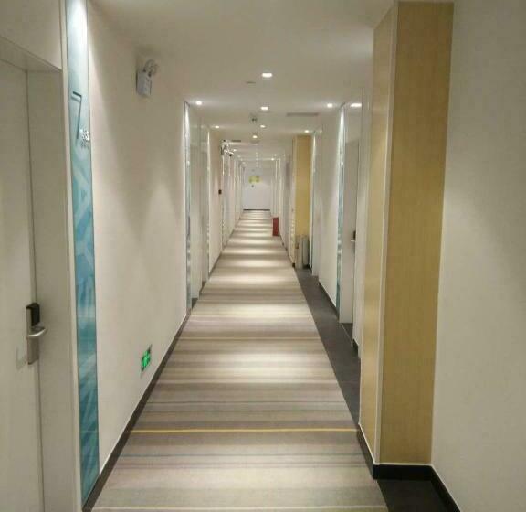 בית מלון כפרי 7days Inn Lu An Wanda Plaza Branch