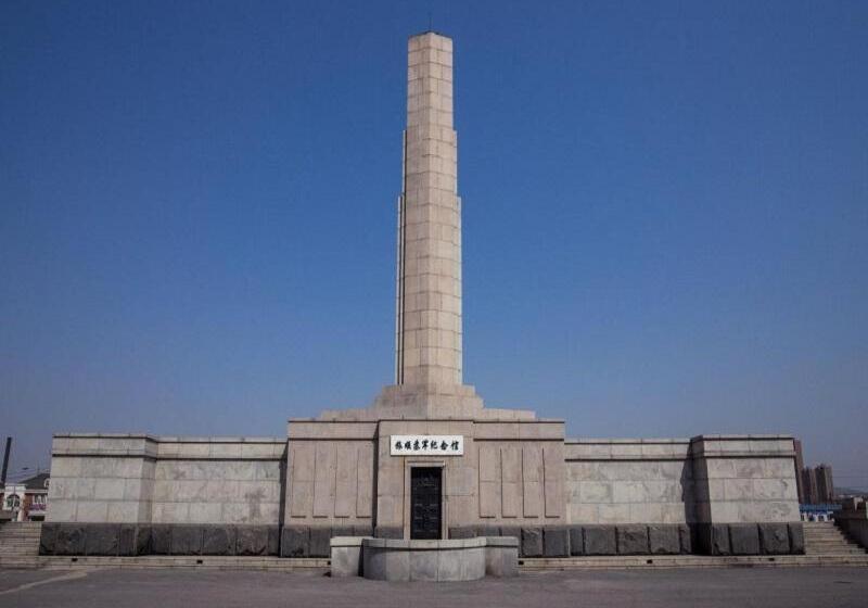 בית מלון כפרי 7days Premium Dalian Lvshun Central Square New Mart