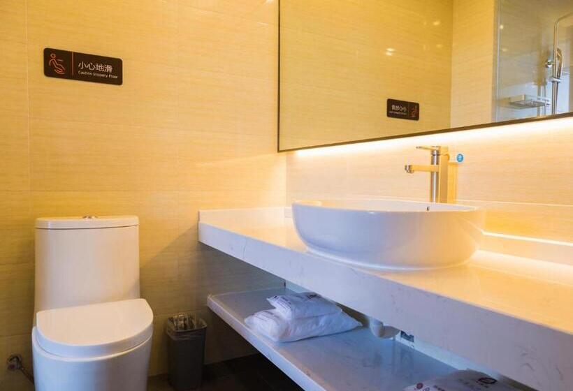 호텔 7days Premium Deyang Zhongjiang Chengbei Passenger Station Branch