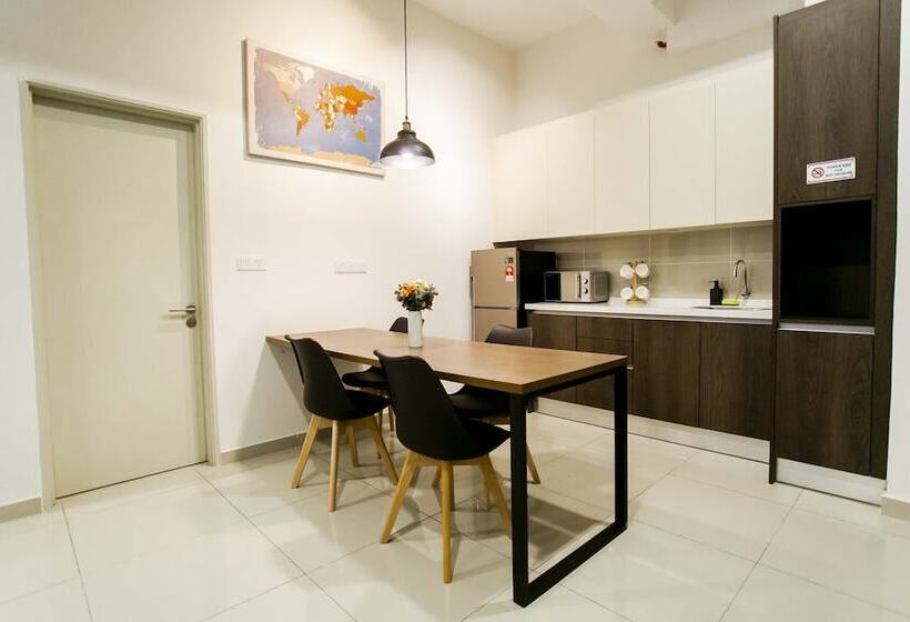 هتل Aurora Pavilion Bukit Jalil By Ody Suites
