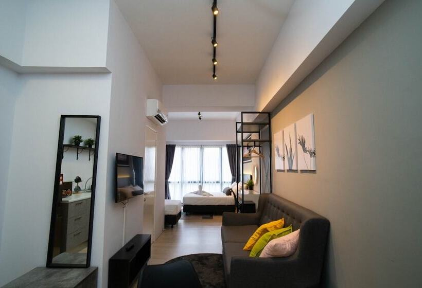 هتل Aurora Pavilion Bukit Jalil By Ody Suites