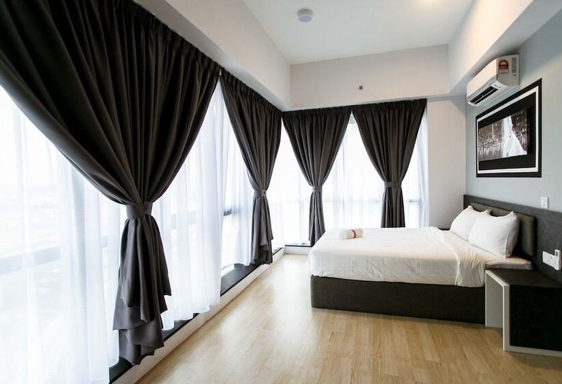 هتل Aurora Pavilion Bukit Jalil By Ody Suites