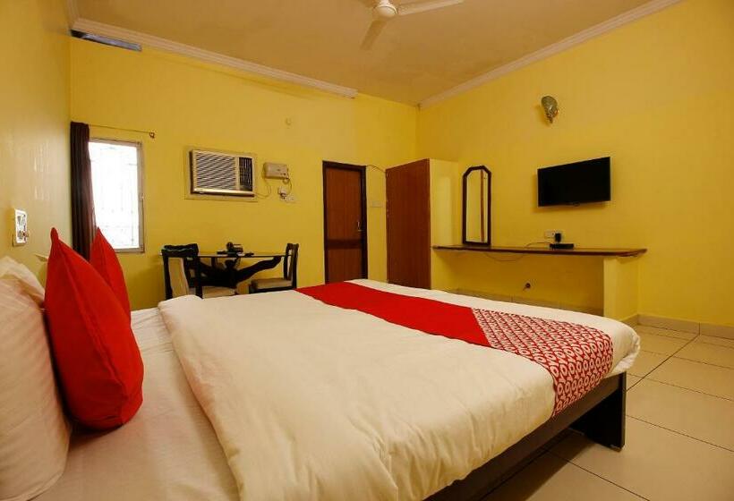 فندق Oyo 42129  Swiss Legrand