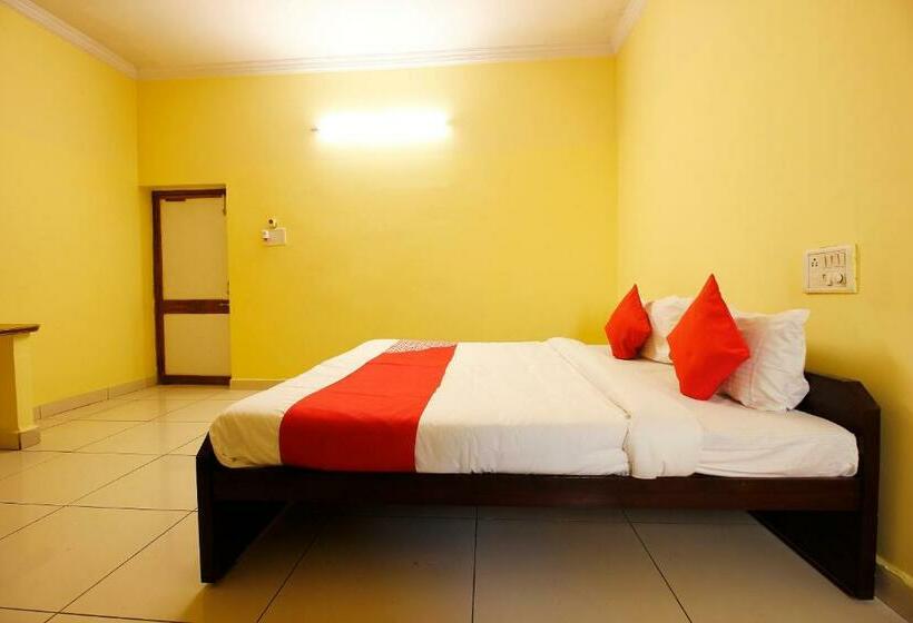 فندق Oyo 42129  Swiss Legrand