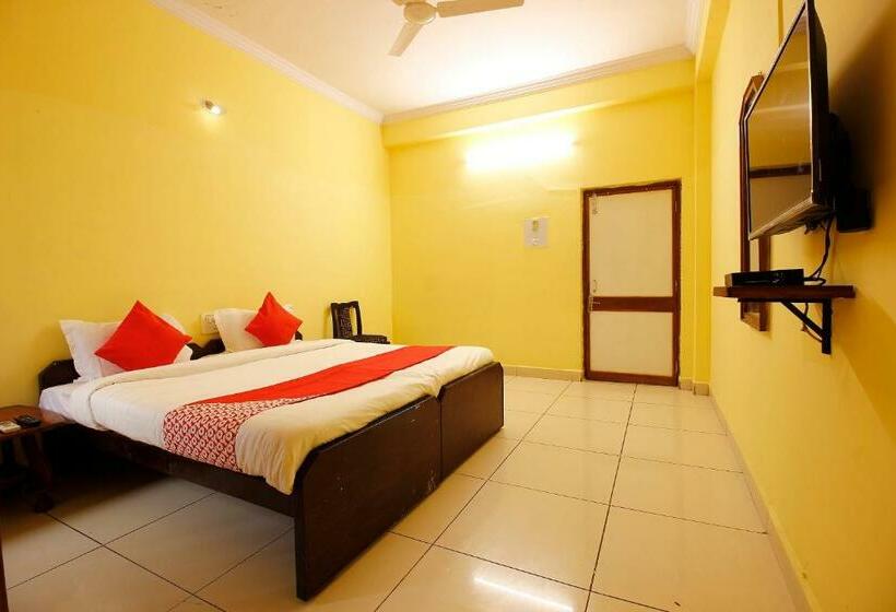 فندق Oyo 42129  Swiss Legrand