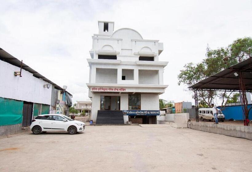 Hotel Oyo 44187 Hari Vitthala Palace