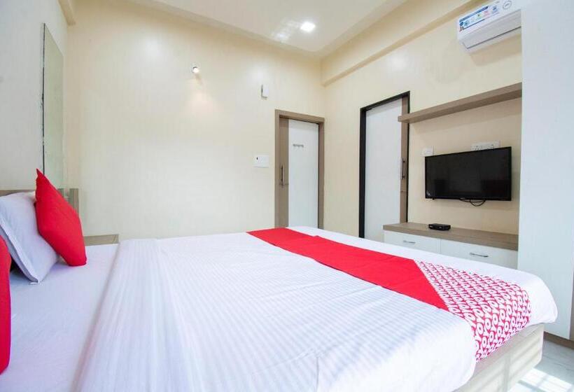 Hotel Oyo 44187 Hari Vitthala Palace