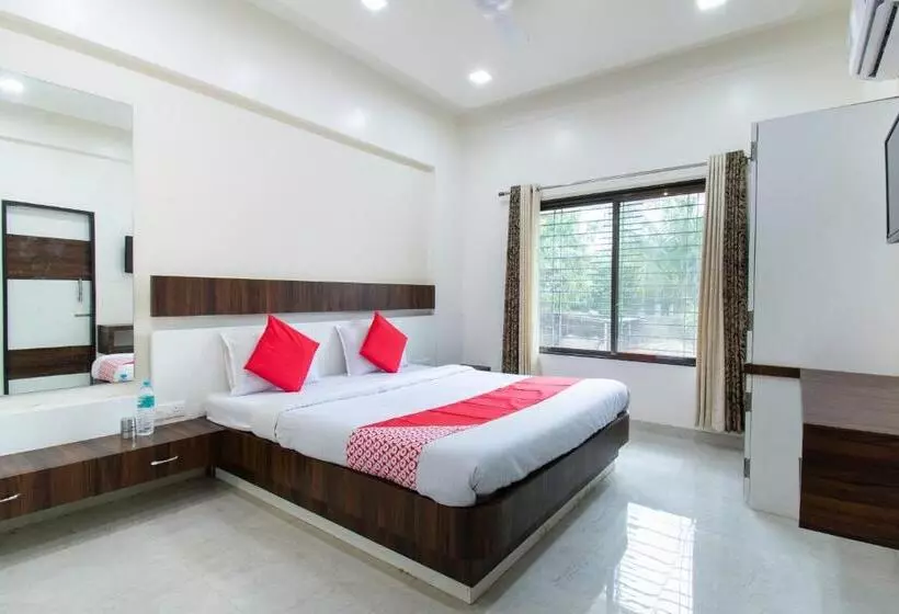 ホテル Oyo 44187  Hari Vitthala Palace