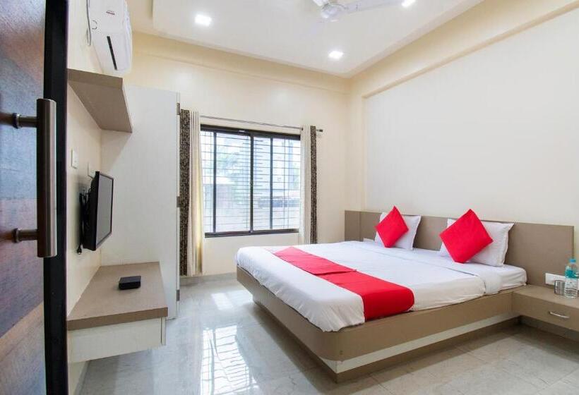 Hotel Oyo 44187 Hari Vitthala Palace