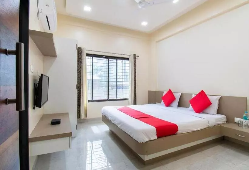 ホテル Oyo 44187  Hari Vitthala Palace