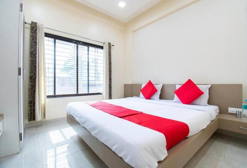 Hotel Oyo 44187 Hari Vitthala Palace