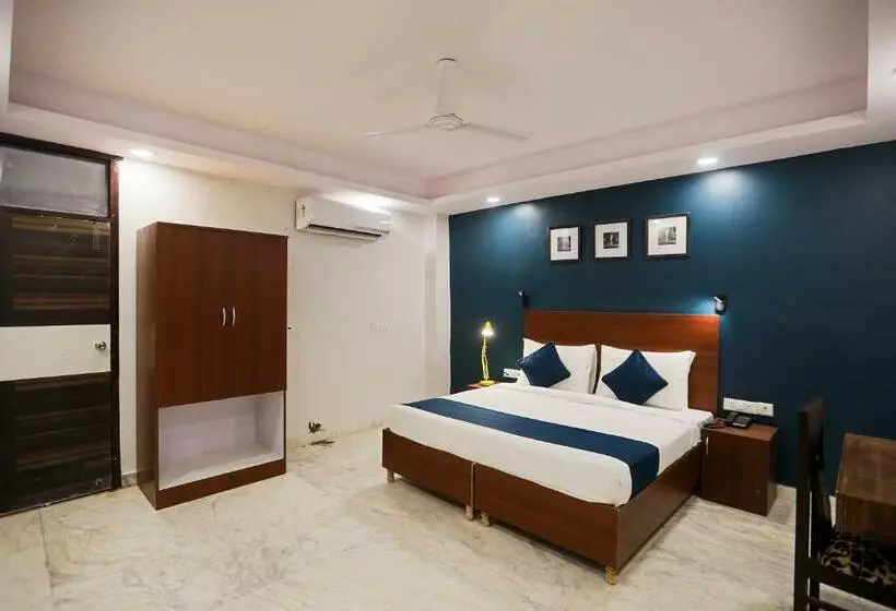 ホテル O Executive Rc Near Iskcon Temple Noida