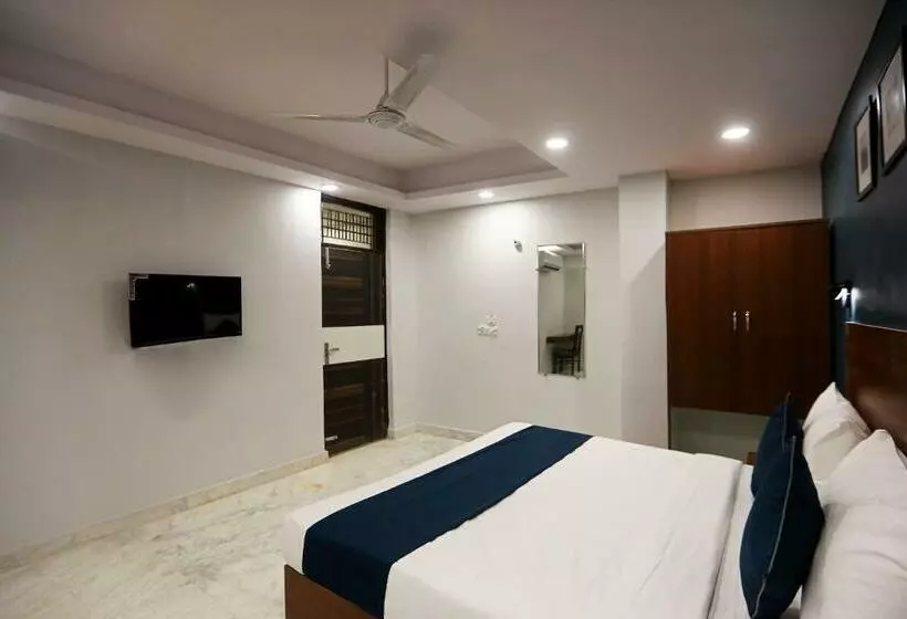 ホテル O Executive Rc Near Iskcon Temple Noida