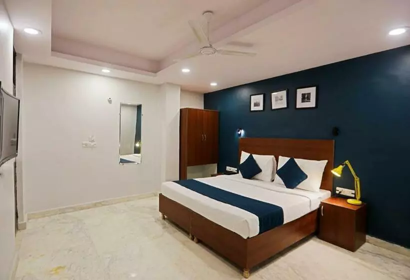 ホテル O Executive Rc Near Iskcon Temple Noida