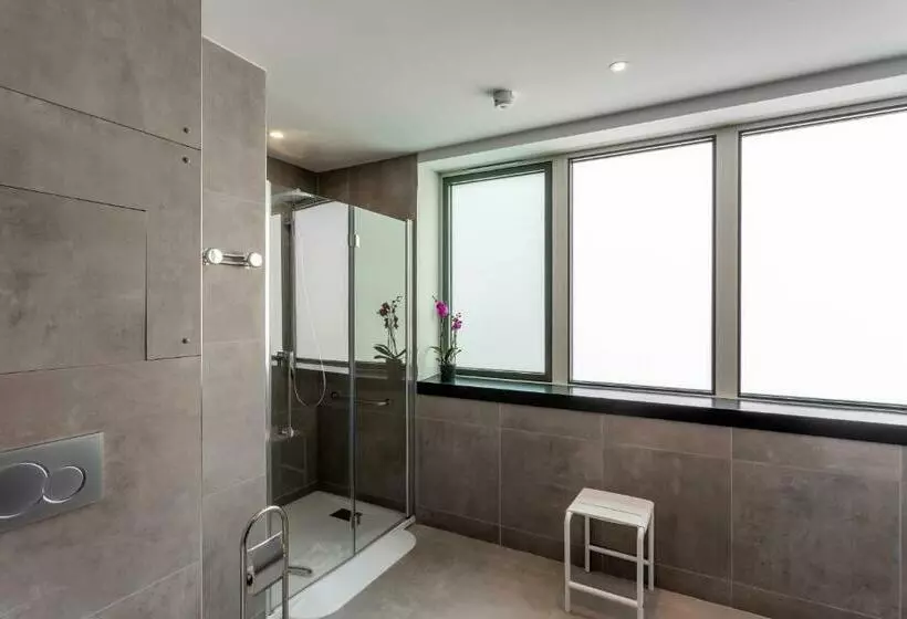 Nemea Appart Hotel Paris Levallois