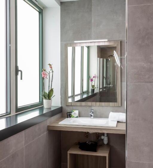 Nemea Appart Hotel Paris Levallois