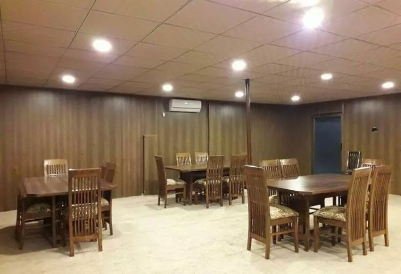 پانسیون Gilgit Deosai Executive Guest House