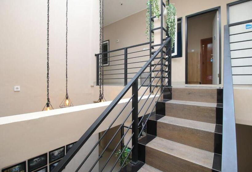 بنسيون Koolkost Syariah @ Taman Sentosa Cikarang