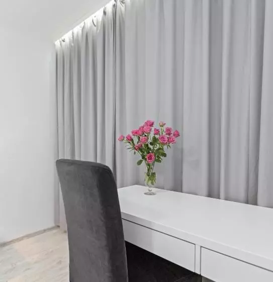 هاستل Happyinn Rooms