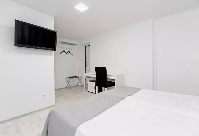 هاستل Happyinn Rooms