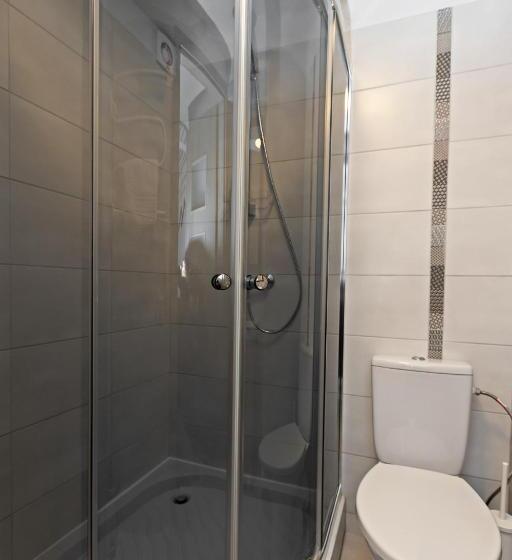 هاستل Happyinn Rooms