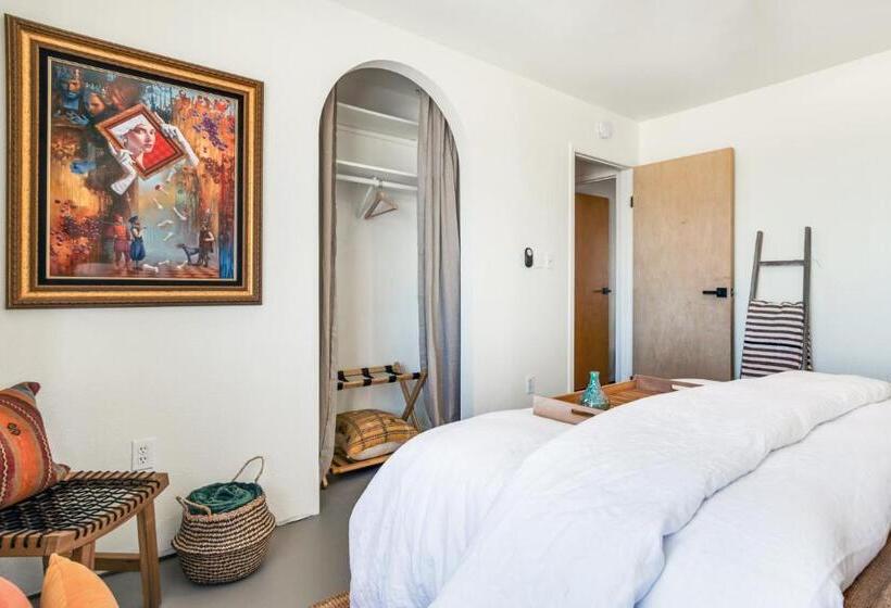 فندق صغير The Castle House Estate