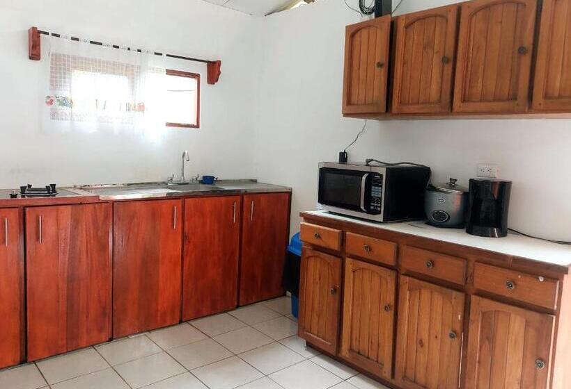 Bed and Breakfast Restaurante Y Cabinas Sudy