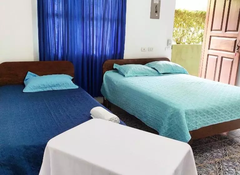 Aamiaismajoitus (B&B) Restaurante Y Cabinas Sudy