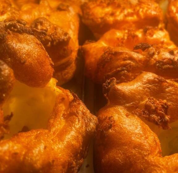 مبيت وإفطار The Steam Packet