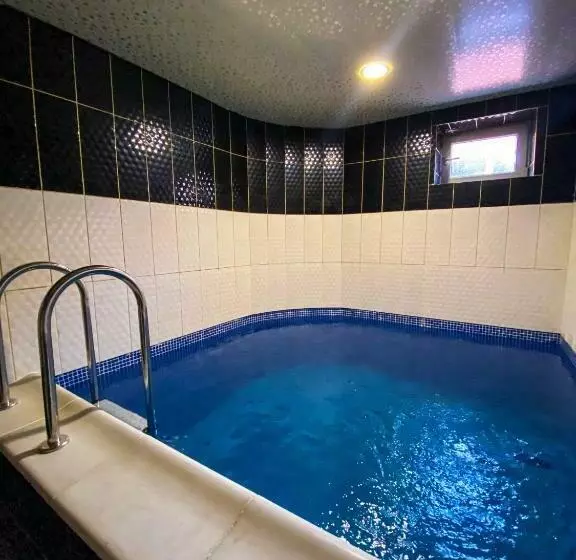 Hotelli Lux Aquapark