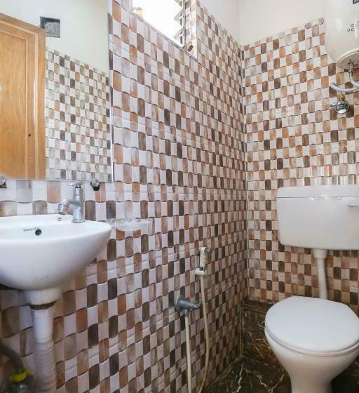 هتل Oyo 8863  Sigma