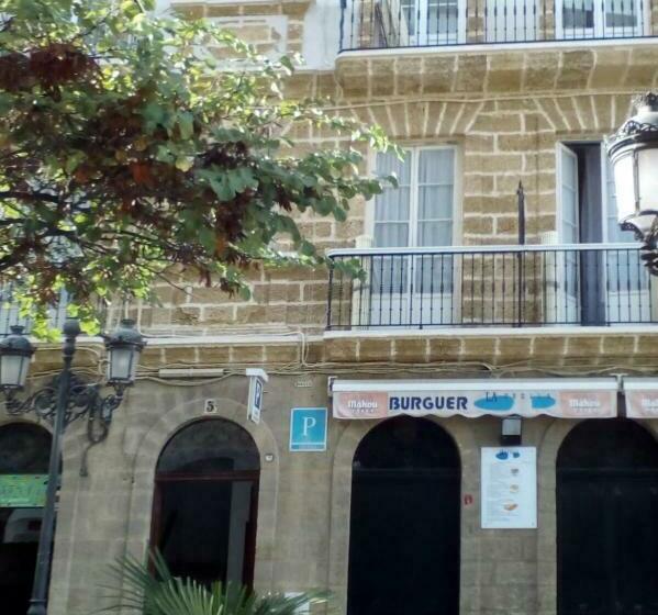 Pensión Las Cuatro Naciones