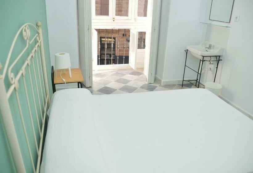 Pensión Las Cuatro Naciones