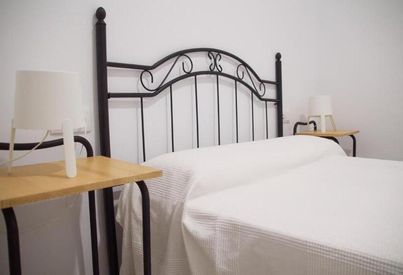 Pensión Las Cuatro Naciones