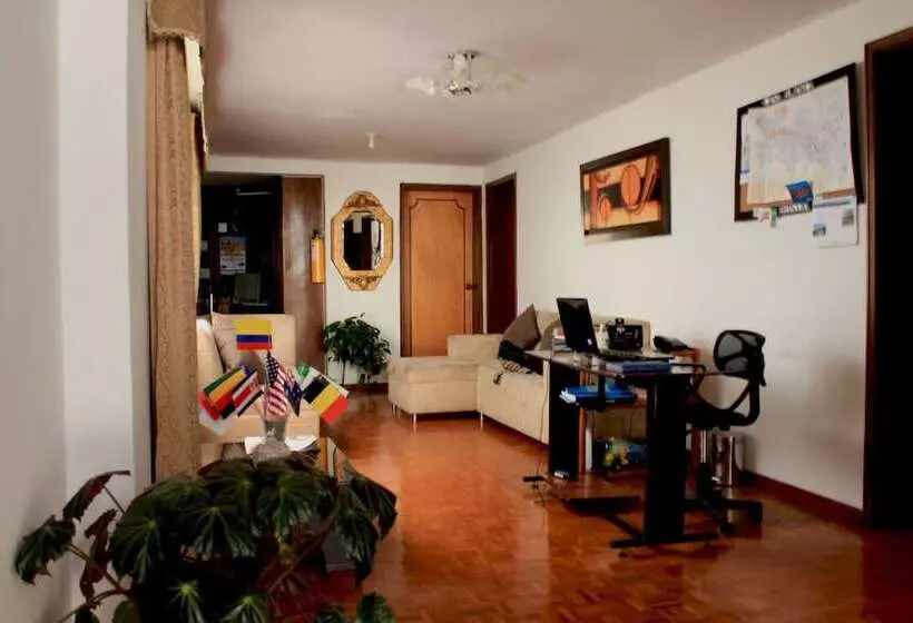 Casa Blanca Hostal Manizales   Hostel