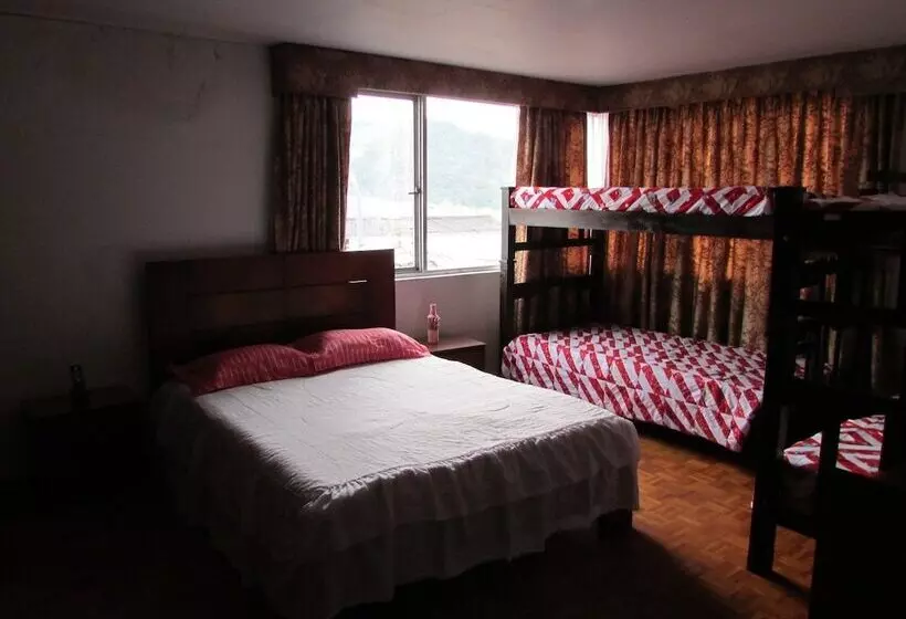 Casa Blanca Hostal Manizales   Hostel