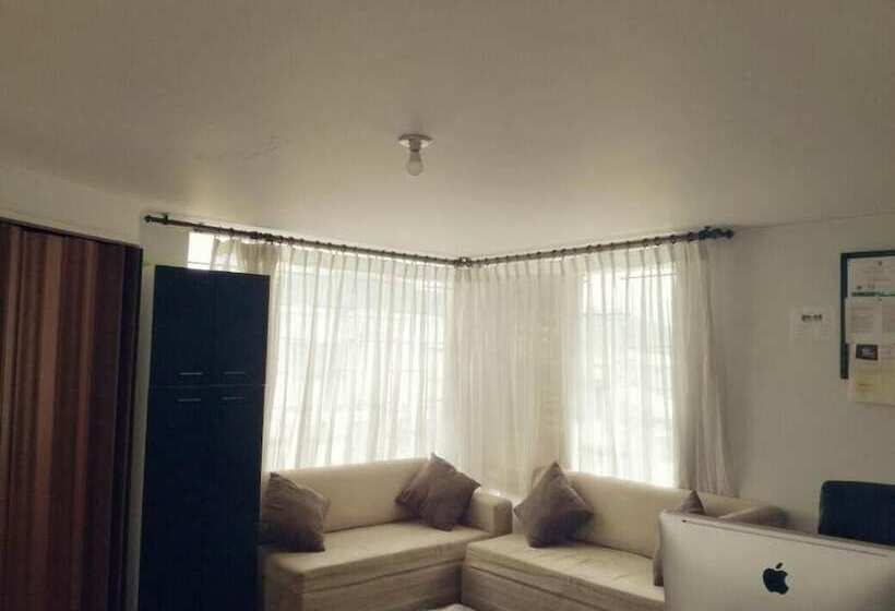 Casa Blanca Hostal Manizales   Hostel