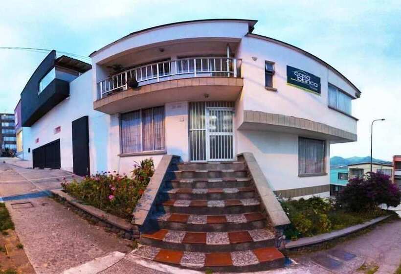 Casa Blanca Hostal Manizales   Hostel