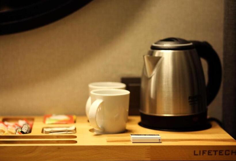 هتل Capital Center