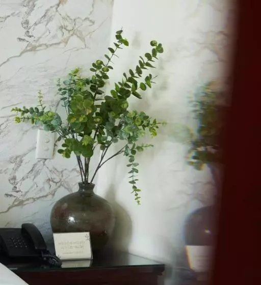 Trang An Hotel   5 Minutes Landmark 81