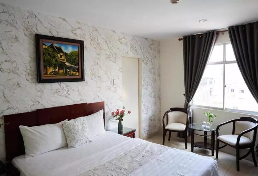 Trang An Hotel   5 Minutes Landmark 81